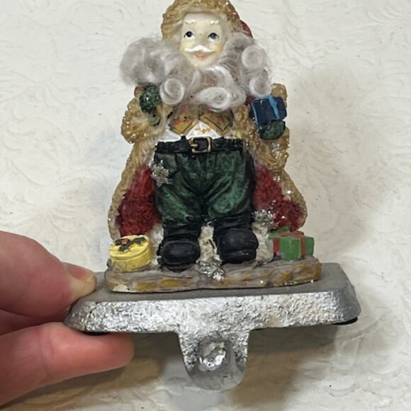 K’s Collection Christmas Santa Claus Stocking Holder Mantle Holiday Decor 4.75"H - Picture 5 of 13